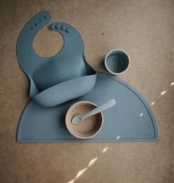 Mushie - Siliconen Placemats - Placemats - Shifting Sand -KitchenAids Winkel 1137x1200