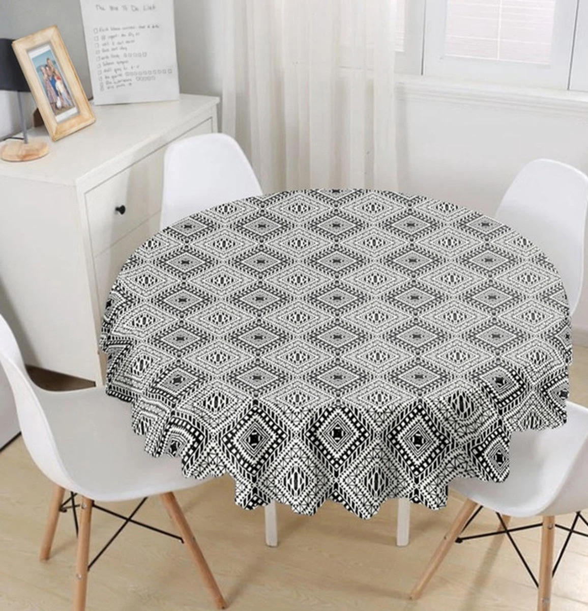 Rond Tafelkleed Ø140cm - De Groen Home - Bedrukt Velvet Textiel - Zwarte & Witte Scandinavisch Design - Tafelkleed 3 Rond Tafelkleed Ø140cm - De Groen Home - Bedrukt Velvet Textiel - Zwarte & Witte Scandinavisch Design - Tafelkleed