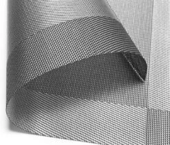 Vitamo™ Duurzame Placemats 4 Stuks - Hittebestendig - Makkelijk Schoon - Fijngeweven PVC - 30 X 45cm - Metallic Grijs -KitchenAids Winkel 1200x1023