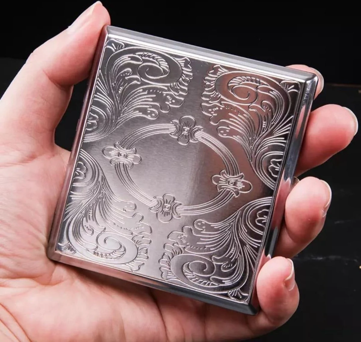 Merkloos Luxe Sigarettenhouder - Sigaretten Box 3 - Sigaretten Opbergdoosje - Sigaretten Koker Metaal - 20 Sigaretten - Cigarettecase 6 Merkloos Luxe Sigarettenhouder - Sigaretten Box 3 - Sigaretten Opbergdoosje - Sigaretten Koker Metaal - 20 Sigaretten - Cigarettecase - Afbeelding 4