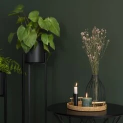 QUVIO Dienblad Met Handvaten - Schaal - Decoratieve Dienbladen - Presenteerblad - Sierschaal - Serveerschaal - Woonaccessoires - Rond - Diameter Van 28 Cm - Rotan - Lichtbruin -KitchenAids Winkel 1200x1200 1154