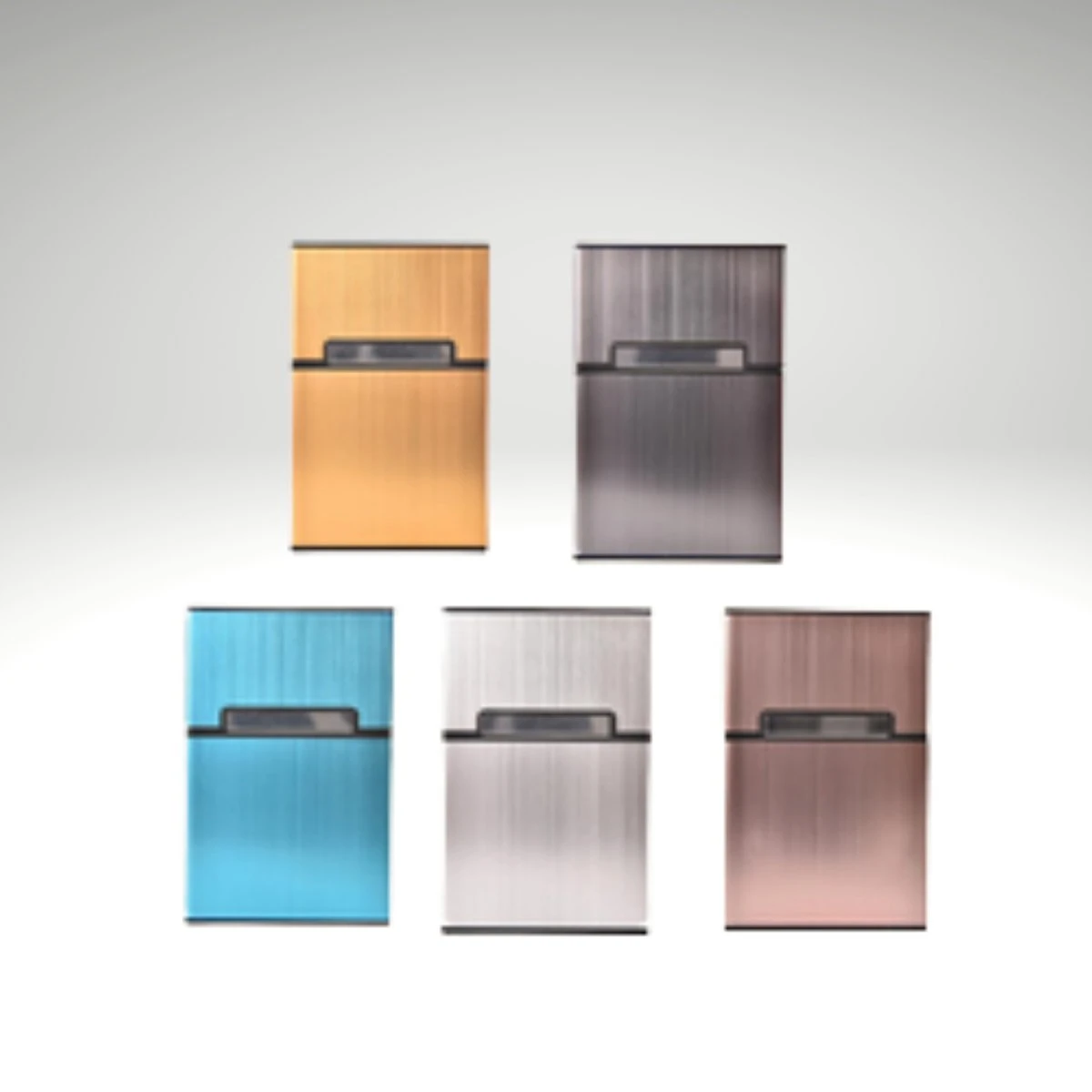 Merkloos Sigaretten Doosje - Goud - Aluminium - Sigaretten Houder/Hoesje - Weerbestendig - Stevig En Luxe Opbergdoosje 3 Merkloos Sigaretten Doosje - Goud - Aluminium - Sigaretten Houder/Hoesje - Weerbestendig - Stevig En Luxe Opbergdoosje