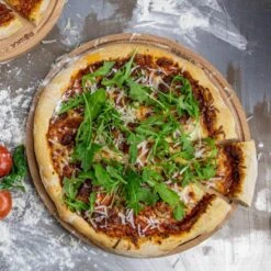 Boska Pizzaplank Amigo L Rond - Borrelplank Van Duurzaam Beukenhout - Met Opvanggeul - Ø 34 Cm 16 Boska Pizzaplank Amigo L Rond - Borrelplank Van Duurzaam Beukenhout - Met Opvanggeul - Ø 34 Cm -KitchenAids Winkel 1200x1200 510