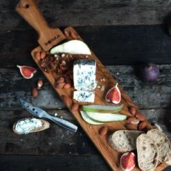 Boska Serveerplank Friends M - Kaasplank - Borrelplank - 40 Cm - Eikenhouten Kaasplank - Cadeautips Voor Mannen - Cadeautips Voor Vrouwen - Cadeau Voor Vrouw - Cadeau Voor Man - Keukengerei - Keuken Accessoires - Levenslange Garantie -KitchenAids Winkel 1200x1200 537