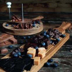 Boska Serveerplank Friends M - Kaasplank - Borrelplank - 40 Cm - Eikenhouten Kaasplank - Cadeautips Voor Mannen - Cadeautips Voor Vrouwen - Cadeau Voor Vrouw - Cadeau Voor Man - Keukengerei - Keuken Accessoires - Levenslange Garantie -KitchenAids Winkel 1200x1200 538