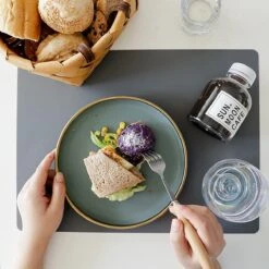 Placemats Van Sophie Nordinn® - Placemat Vaxjo (Lichtgrijs) - Placemats Kunststof - Set 4 Stuks - 30x40 Cm -KitchenAids Winkel 1200x1200 596