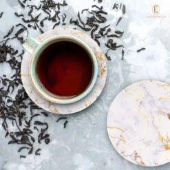 Castagnola Keramische Onderzetters Met Houder – Onderzetters Voor Glazen – Onderzetters Design – Onderzettersset – Drink Onderzetters – Keramisch – Kurk – Set Van 6 – Wit/Goud -KitchenAids Winkel 1200x1200 708