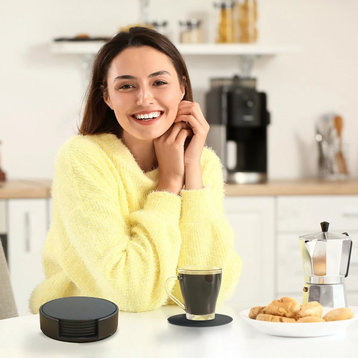 Castagnola Lederen Onderzetters Met Houder – Onderzetters Voor Glazen – Onderzetters Design – Onderzettersset – Drink Onderzetters – Leder – Leren Onderzetters – Set Van 6 – Zwart 6 Castagnola Lederen Onderzetters Met Houder – Onderzetters Voor Glazen – Onderzetters Design – Onderzettersset – Drink Onderzetters – Leder – Leren Onderzetters – Set Van 6 – Zwart - Afbeelding 4