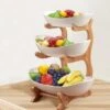 DESIGN Fruitschaal - Etagere 3 Laags – Landelijk Fruitmand Hout Keramiek - Schaal Decoratie - Voor Fruit / Groente / Snacks / Cadeau Brood 1 DESIGN Fruitschaal - Etagere 3 Laags – Landelijk Fruitmand Hout Keramiek - Schaal Decoratie - Voor Fruit / Groente / Snacks / Cadeau Brood -KitchenAids Winkel 1200x1200 928