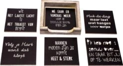 Onderzetters Voor Glazen - Set Nr 6 Onderleggers - Hout - Leuke Onderzetters Met Tekst , Zwarte , 6 Stuks Met Een Houder