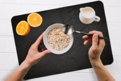 Placemat - Placemats Kunststof - Beton - Zwart - Industrieel - 45x30 Cm - 6 Stuks - Hittebestendig - Anti-Slip - Onderlegger - Afneembaar -KitchenAids Winkel 1200x800 41