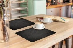 Placemat - Placemats Kunststof - Beton - Zwart - Industrieel - 45x30 Cm - 6 Stuks - Hittebestendig - Anti-Slip - Onderlegger - Afneembaar -KitchenAids Winkel 1200x800 45