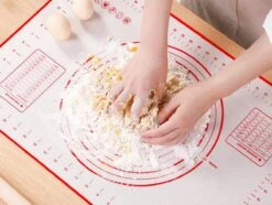 Bondoo Deegmat 50x40cm - Silicone - Rood - Inclusief Deegschraper -KitchenAids Winkel 1200x905 3