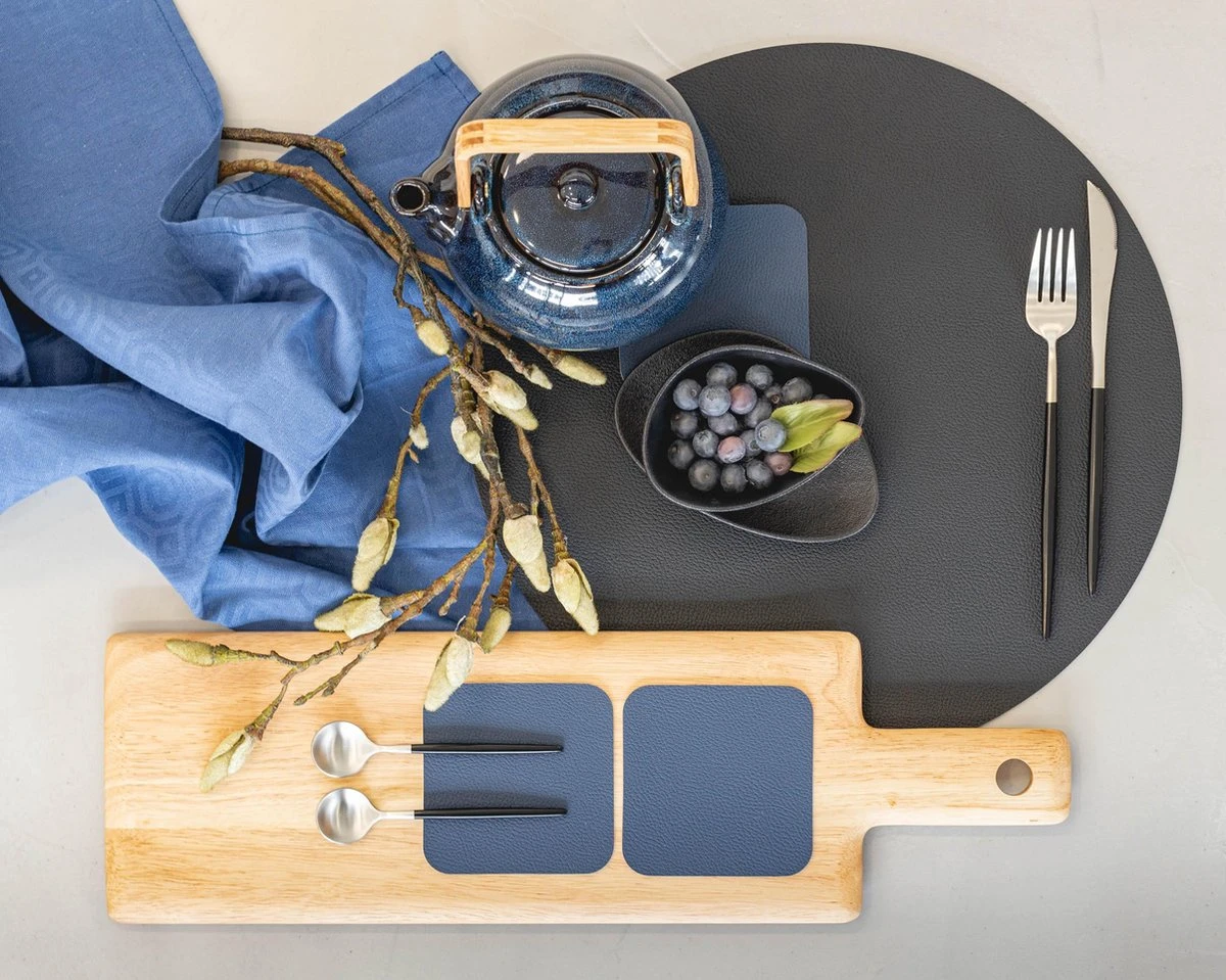 Jay Hill Placemats - Vegan Leer - Zwart - ø 38 Cm - 6 Stuks 4 Jay Hill Placemats - Vegan Leer - Zwart - ø 38 Cm - 6 Stuks - Afbeelding 2